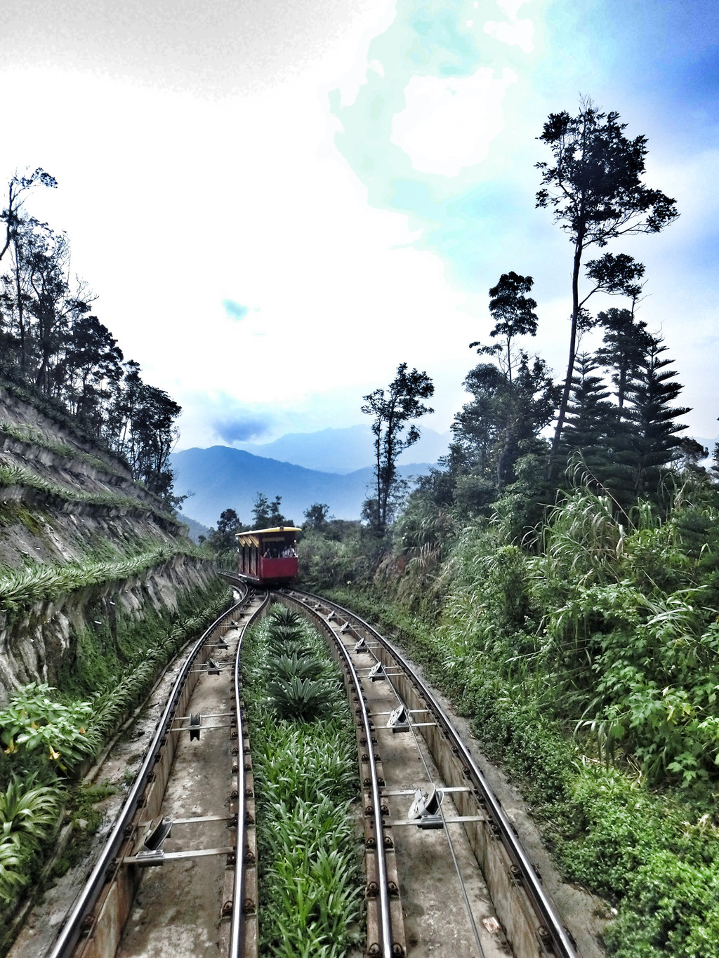 巴拿山