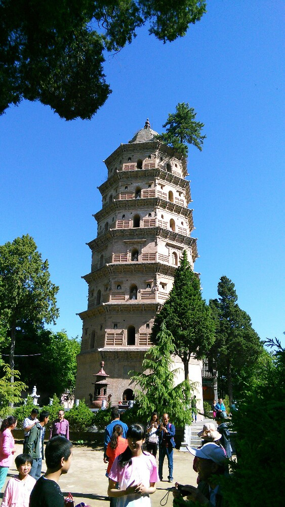 自驾两日,先王母宫,再崆峒古城,再崆峒山,从中台,走塔院,访香山,两台